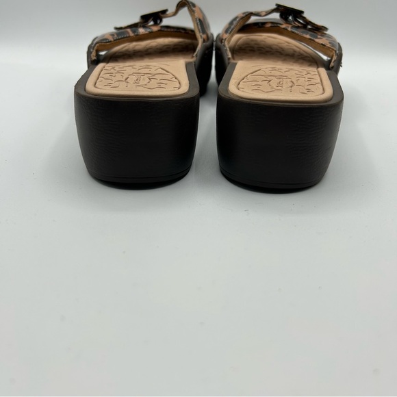 NWOT Size 9 Dr. Scholls Leopard Print Sandals - Picture 5 of 9
